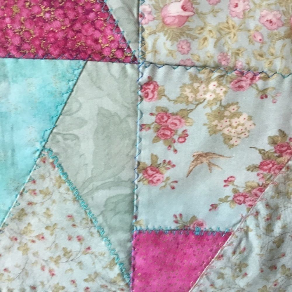 Handmade Quilt   - Picture 6 of 10
